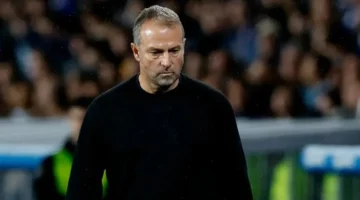 هانز فليك يحتفل بالمباراة رقم 100 مع برشلونة ويؤكد على أهمية الهوية